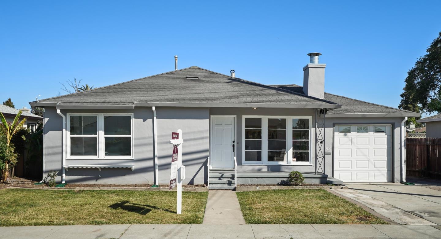 Detail Gallery Image 17 of 23 For 1016 E Santa Inez Ave, San Mateo,  CA 94401 - 2 Beds | 1 Baths