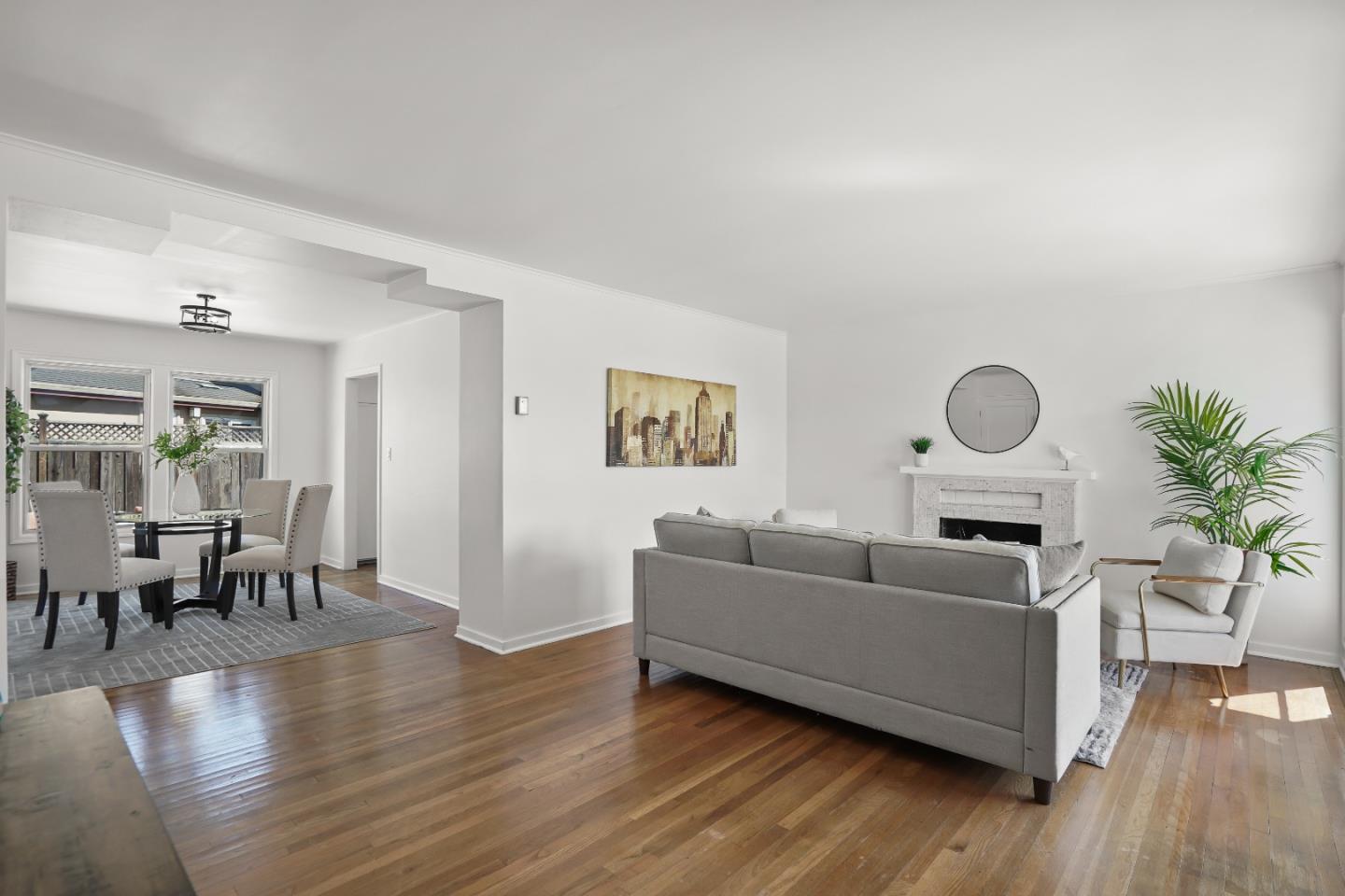 Detail Gallery Image 2 of 23 For 1016 E Santa Inez Ave, San Mateo,  CA 94401 - 2 Beds | 1 Baths