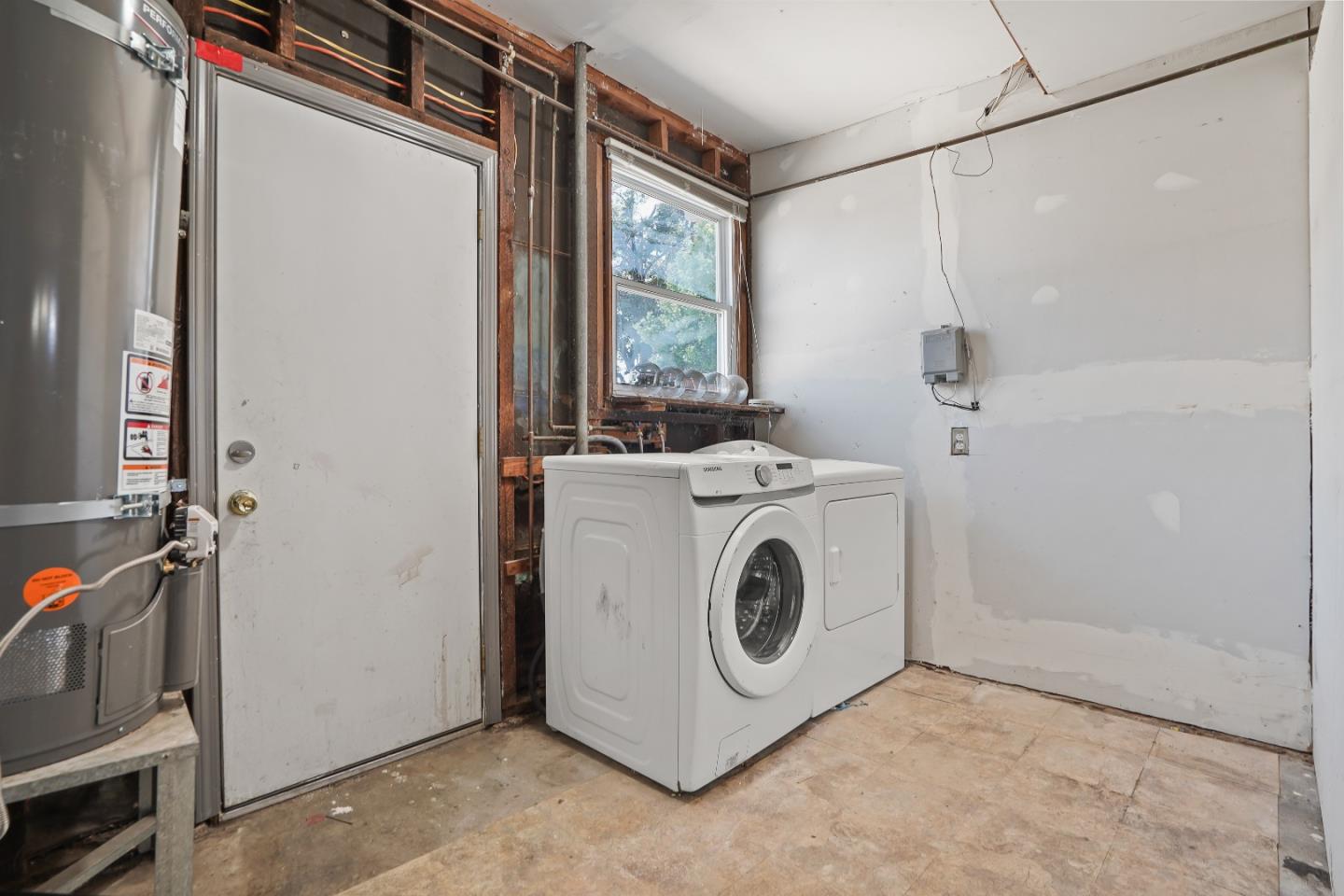 Detail Gallery Image 23 of 23 For 1016 E Santa Inez Ave, San Mateo,  CA 94401 - 2 Beds | 1 Baths