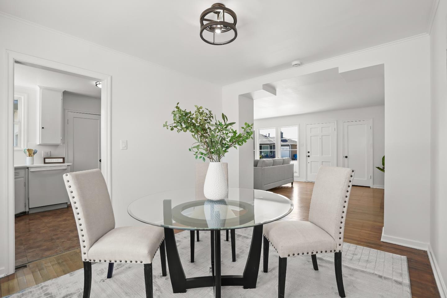 Detail Gallery Image 6 of 23 For 1016 E Santa Inez Ave, San Mateo,  CA 94401 - 2 Beds | 1 Baths