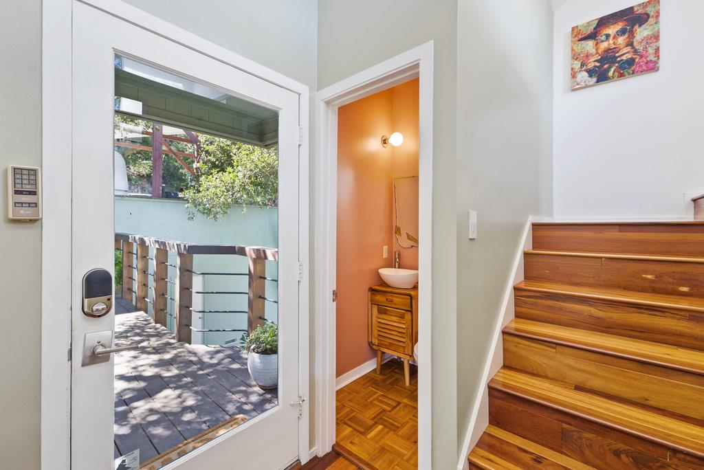Detail Gallery Image 3 of 38 For 540 Olaughlin Rd, Santa Cruz,  CA 95065 - 3 Beds | 2 Baths