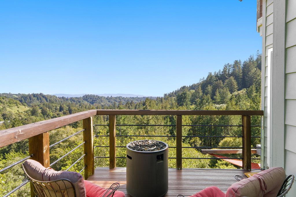 Detail Gallery Image 9 of 38 For 540 Olaughlin Rd, Santa Cruz,  CA 95065 - 3 Beds | 2 Baths