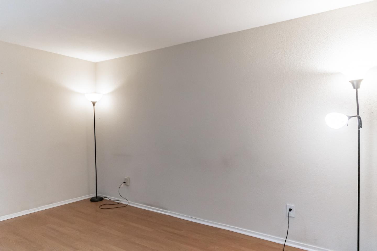 Detail Gallery Image 10 of 14 For 565 Lincoln Ave #C,  Modesto,  CA 95354 - 2 Beds | 1/1 Baths