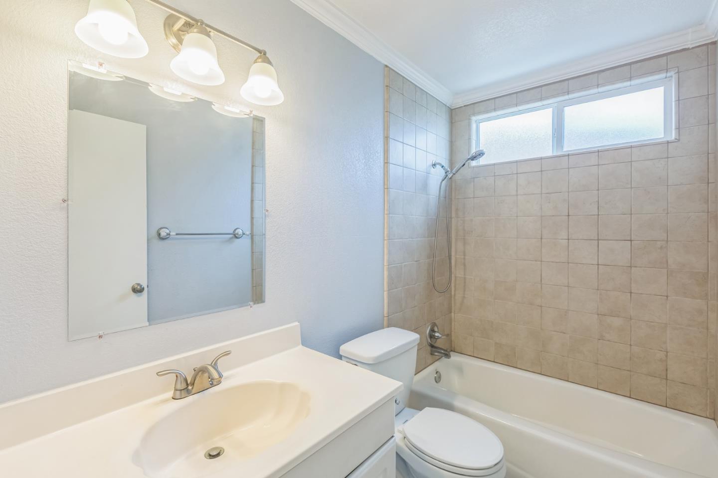 Detail Gallery Image 13 of 29 For 3274 Mount Rainier Dr, San Jose,  CA 95127 - 3 Beds | 2 Baths