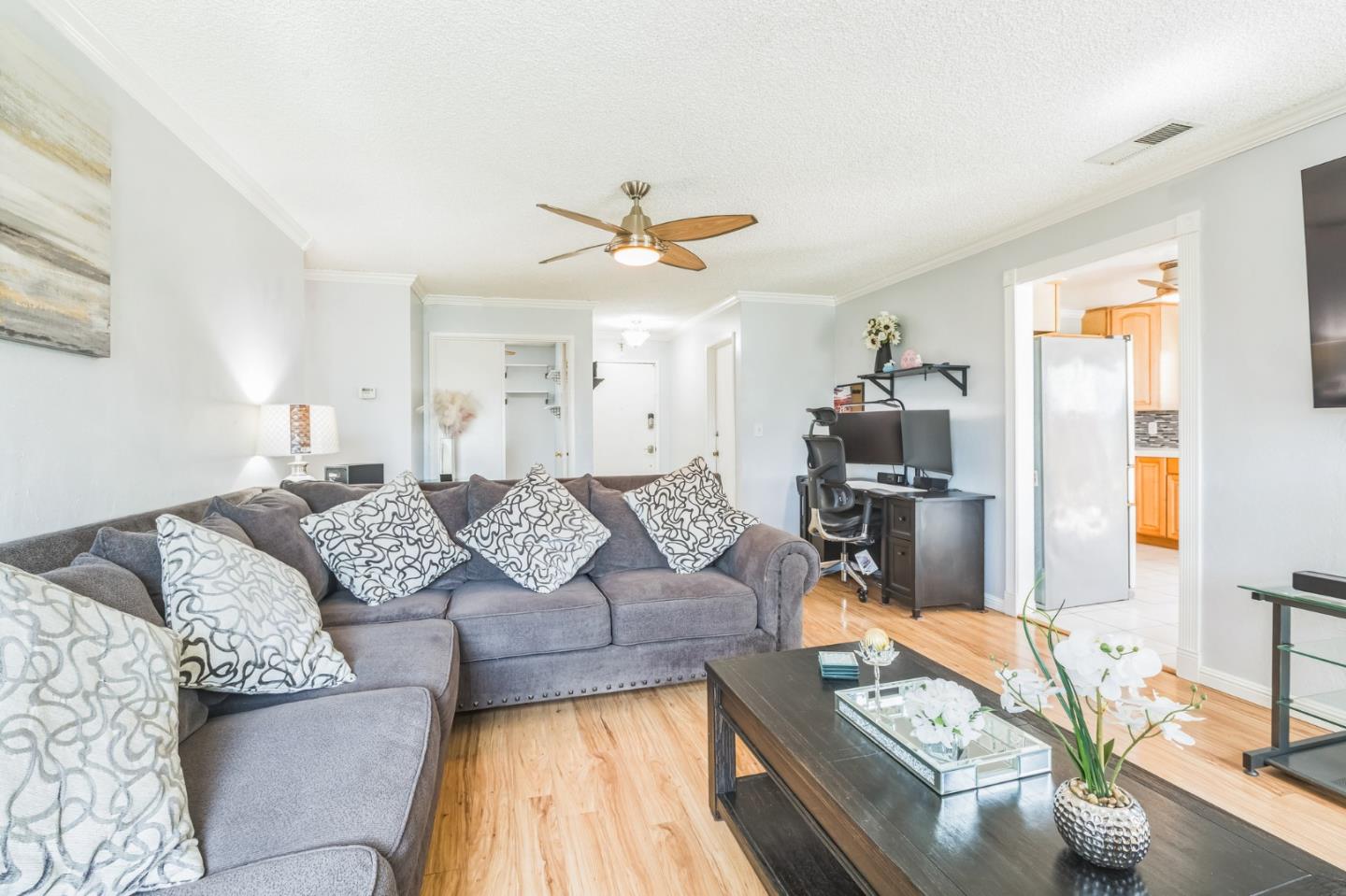 Detail Gallery Image 4 of 29 For 3274 Mount Rainier Dr, San Jose,  CA 95127 - 3 Beds | 2 Baths