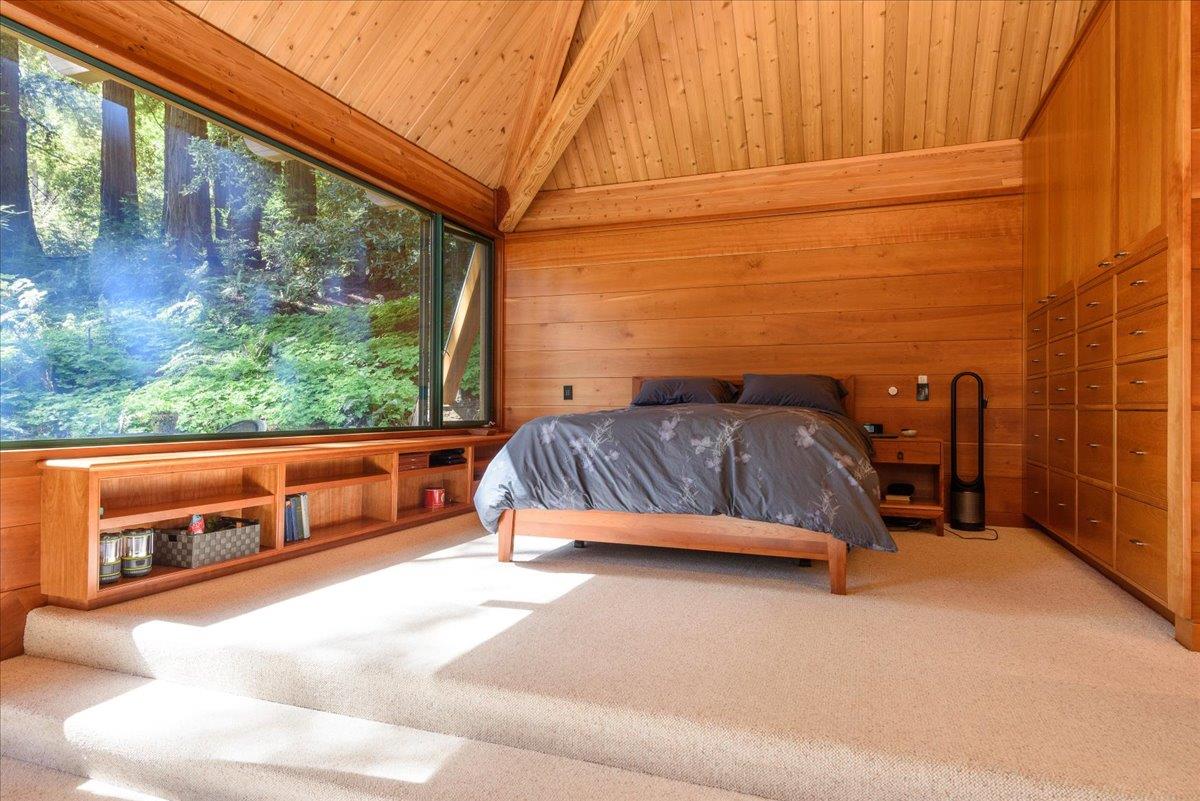 Detail Gallery Image 13 of 38 For 9 Summit Rd, Woodside,  CA 94062 - 3 Beds | 2 Baths