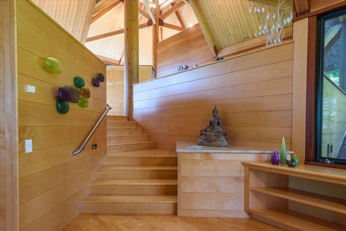 Detail Gallery Image 23 of 38 For 9 Summit Rd, Woodside,  CA 94062 - 3 Beds | 2 Baths