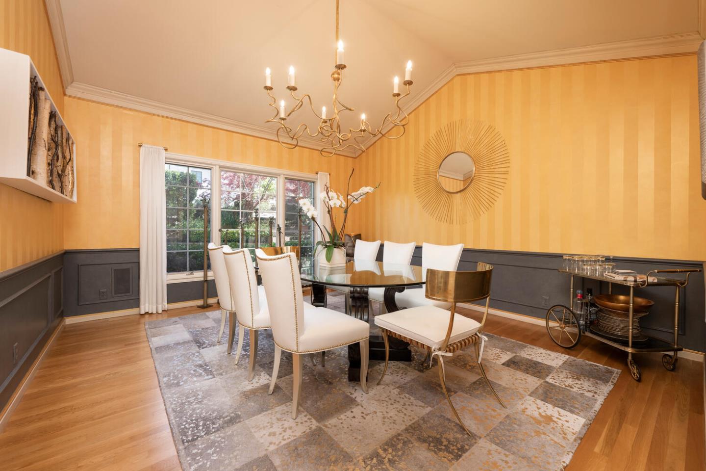 Detail Gallery Image 27 of 75 For 1162 Barroilhet Dr, Hillsborough,  CA 94010 - 4 Beds | 4/2 Baths