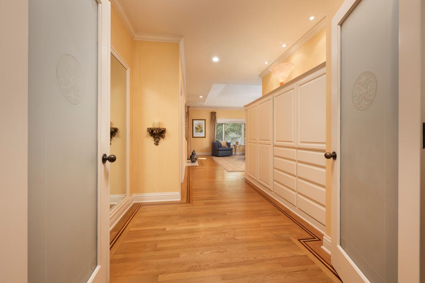 Detail Gallery Image 38 of 75 For 1162 Barroilhet Dr, Hillsborough,  CA 94010 - 4 Beds | 4/2 Baths
