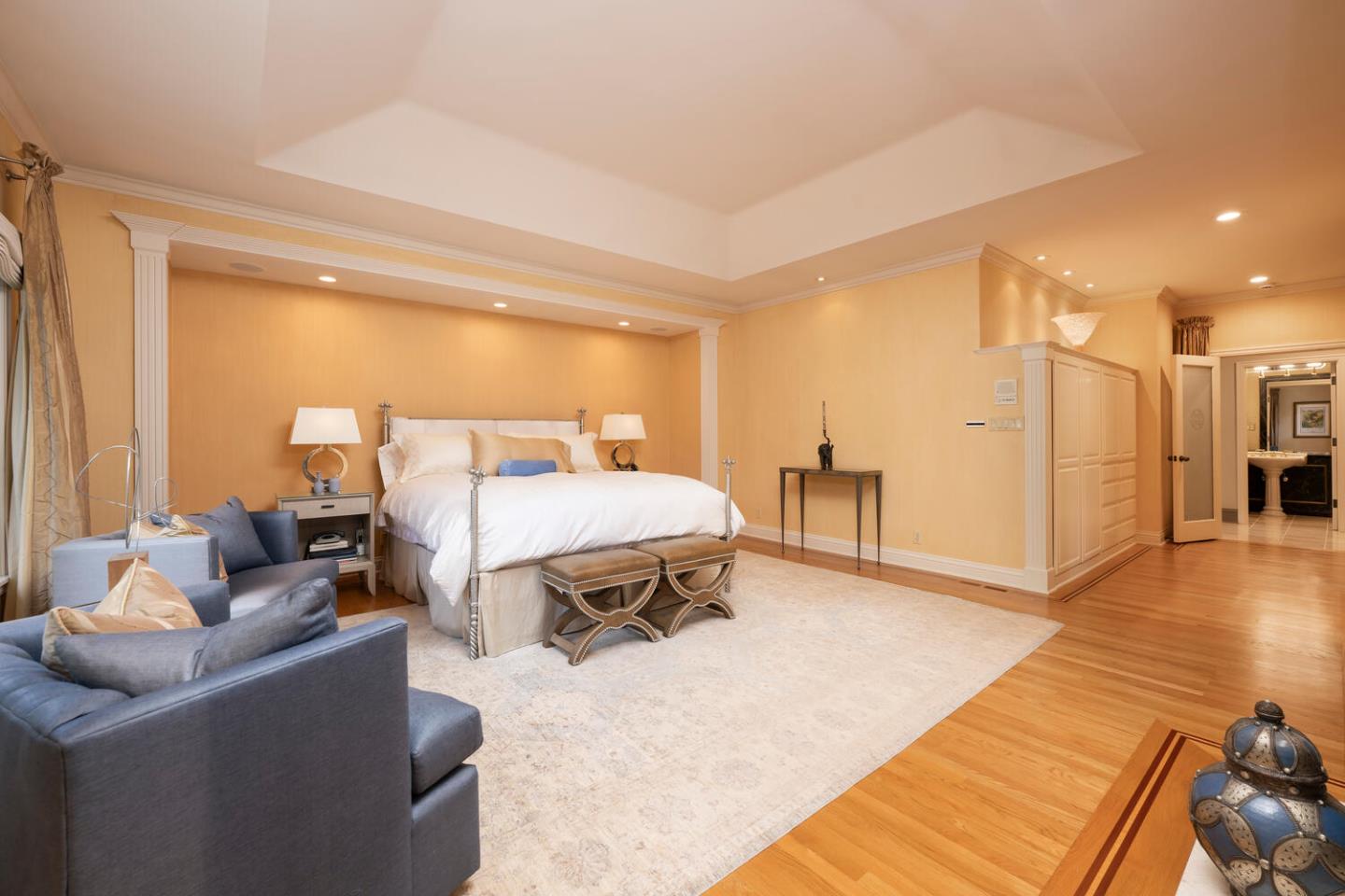 Detail Gallery Image 41 of 75 For 1162 Barroilhet Dr, Hillsborough,  CA 94010 - 4 Beds | 4/2 Baths