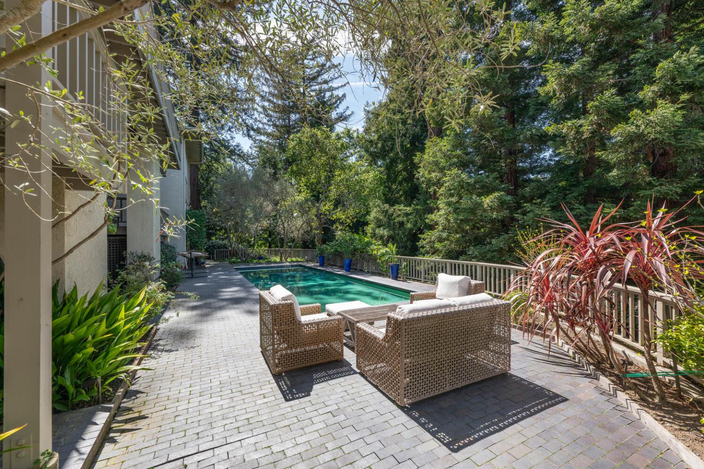 Detail Gallery Image 56 of 75 For 1162 Barroilhet Dr, Hillsborough,  CA 94010 - 4 Beds | 4/2 Baths
