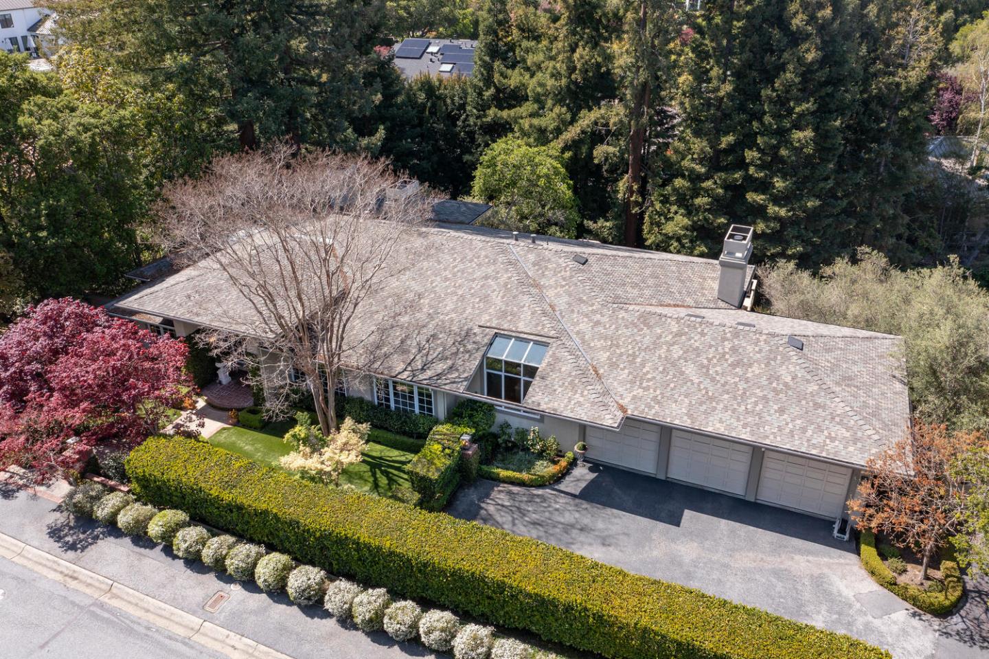 Detail Gallery Image 70 of 75 For 1162 Barroilhet Dr, Hillsborough,  CA 94010 - 4 Beds | 4/2 Baths