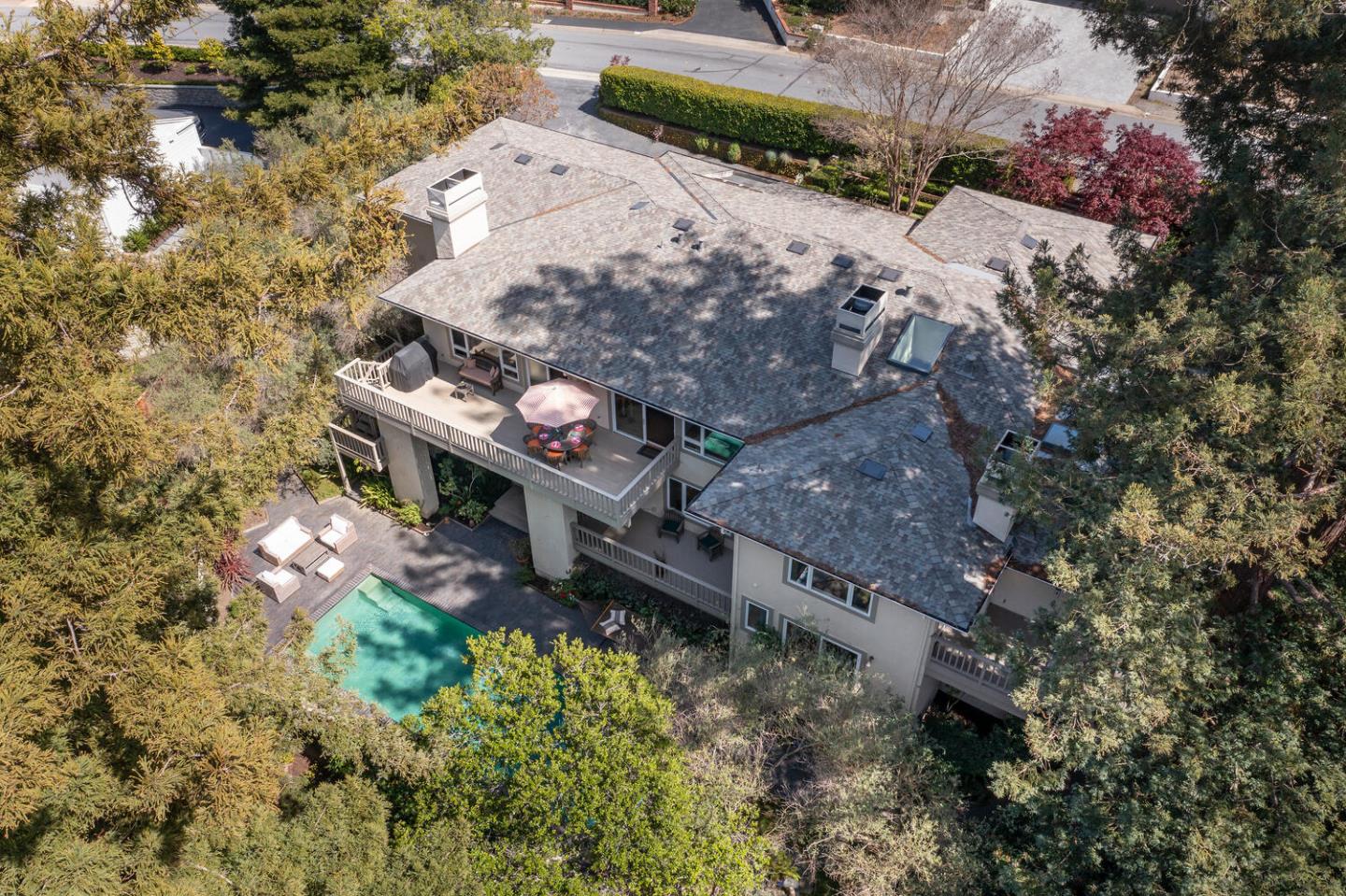 Detail Gallery Image 73 of 75 For 1162 Barroilhet Dr, Hillsborough,  CA 94010 - 4 Beds | 4/2 Baths