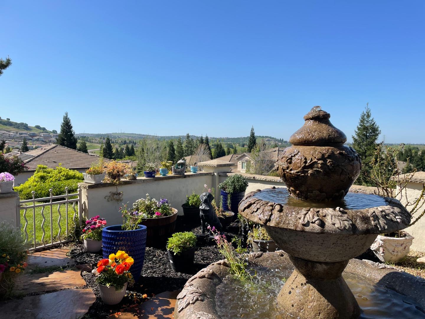 Detail Gallery Image 13 of 60 For 5100 Thalia Dr, El Dorado Hills,  CA 95762 - 5 Beds | 4 Baths