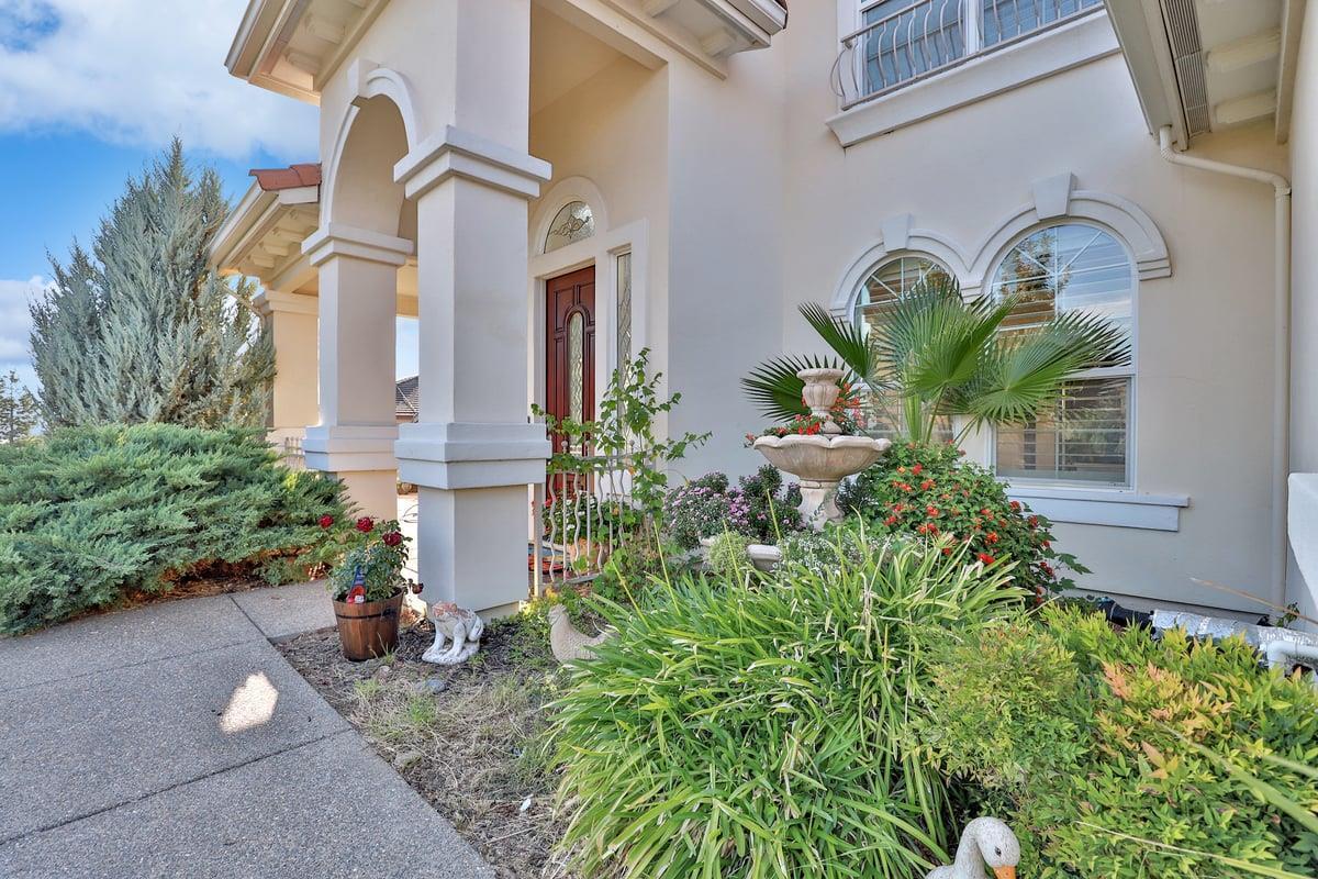 Detail Gallery Image 22 of 60 For 5100 Thalia Dr, El Dorado Hills,  CA 95762 - 5 Beds | 4 Baths