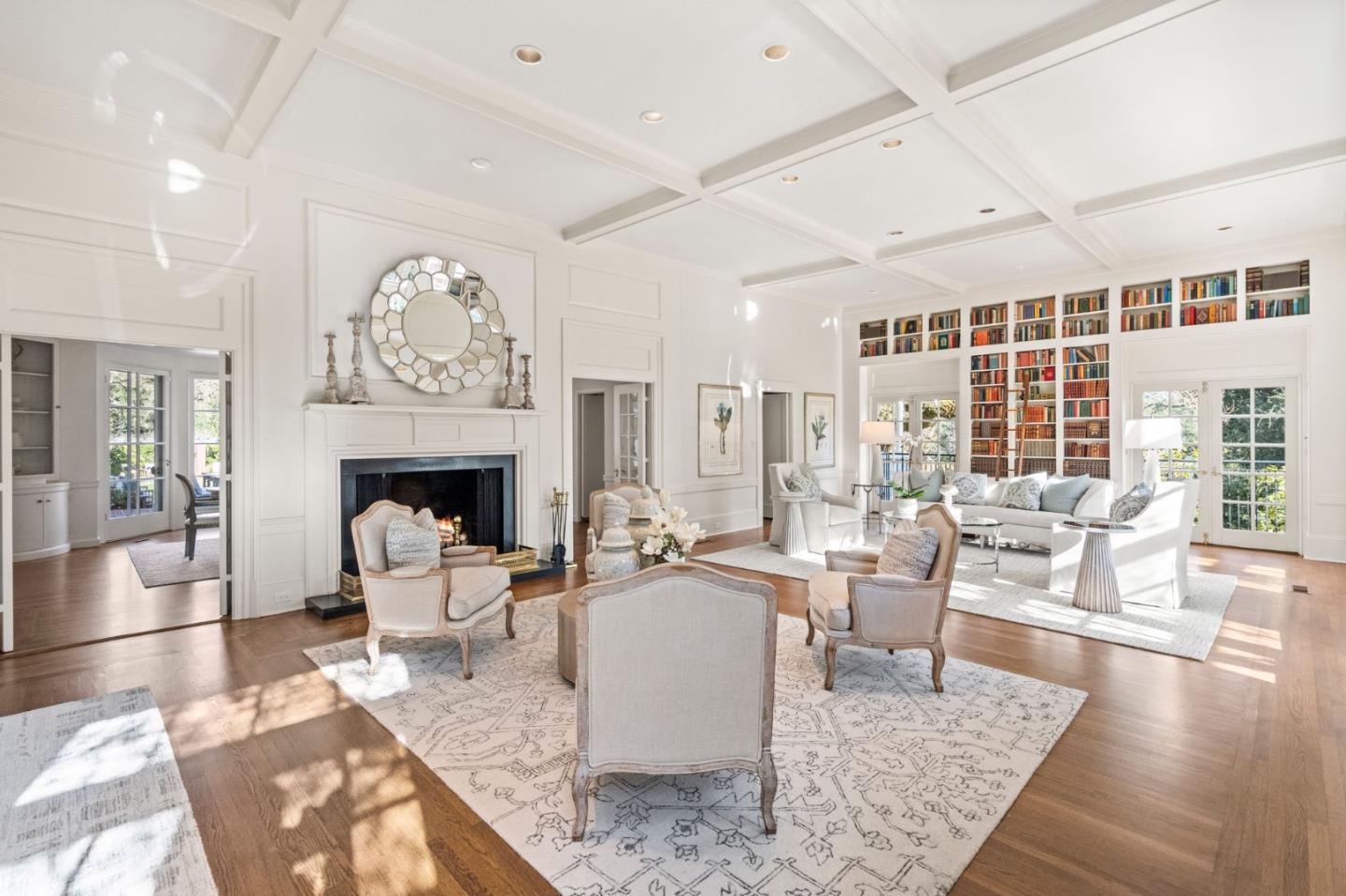 Detail Gallery Image 3 of 40 For 258 Kings Mountain Rd, Woodside,  CA 94062 - 5 Beds | 4/2 Baths