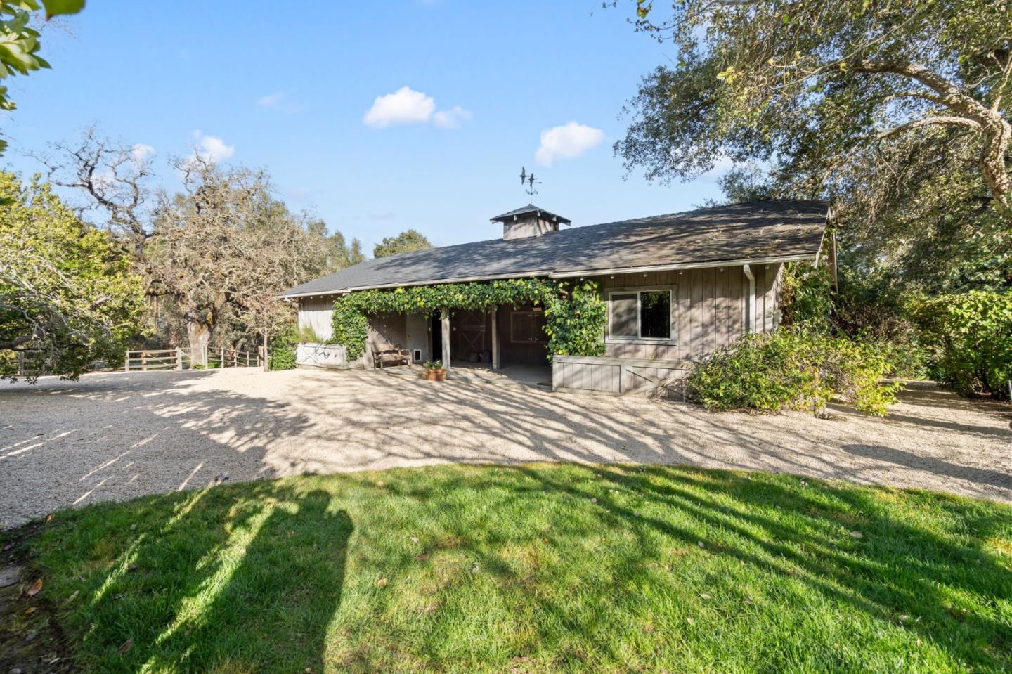 Detail Gallery Image 36 of 40 For 258 Kings Mountain Rd, Woodside,  CA 94062 - 5 Beds | 4/2 Baths