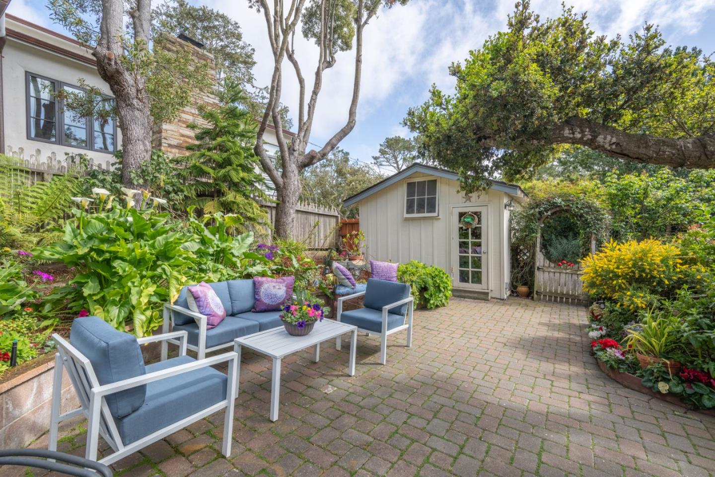 Detail Gallery Image 23 of 43 For 0 Ocean 1ne Santa Rita, Carmel,  CA 93921 - 2 Beds | 2 Baths