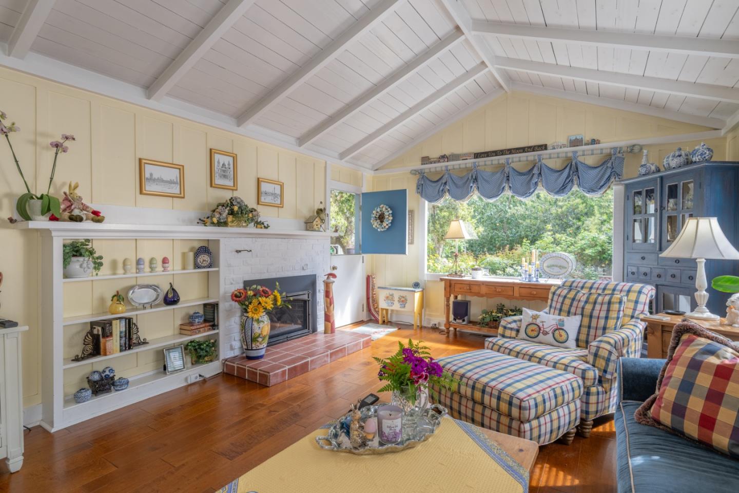 Detail Gallery Image 33 of 43 For 0 Ocean 1ne Santa Rita, Carmel,  CA 93921 - 2 Beds | 2 Baths