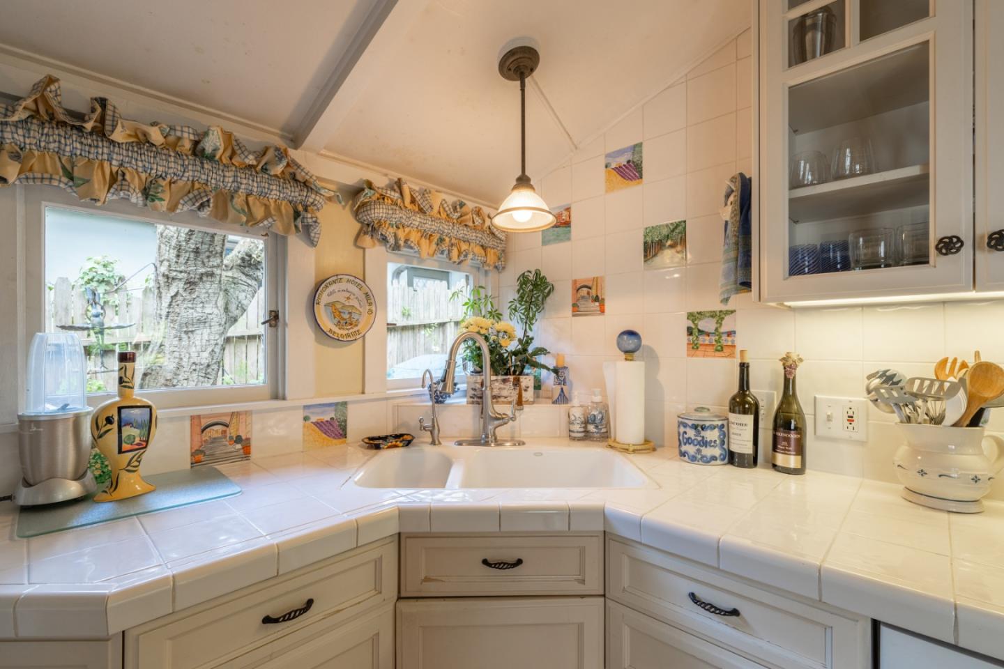 Detail Gallery Image 9 of 43 For 0 Ocean 1ne Santa Rita, Carmel,  CA 93921 - 2 Beds | 2 Baths