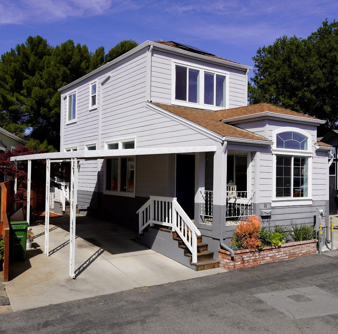 Detail Gallery Image 1 of 33 For 14685 Oka Rd #28,  Los Gatos,  CA 95032 - 3 Beds | 2 Baths