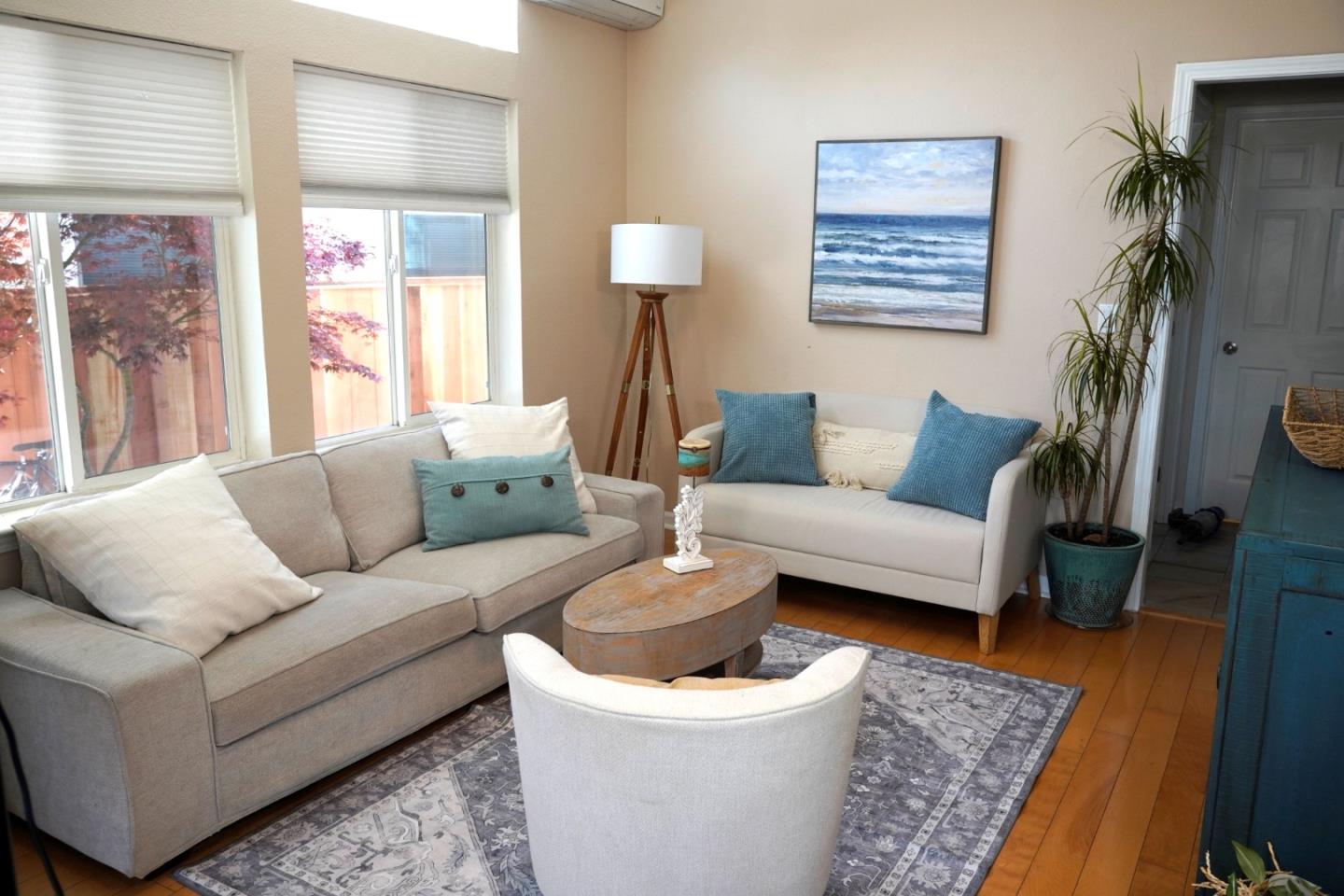 Detail Gallery Image 4 of 33 For 14685 Oka Rd #28,  Los Gatos,  CA 95032 - 3 Beds | 2 Baths