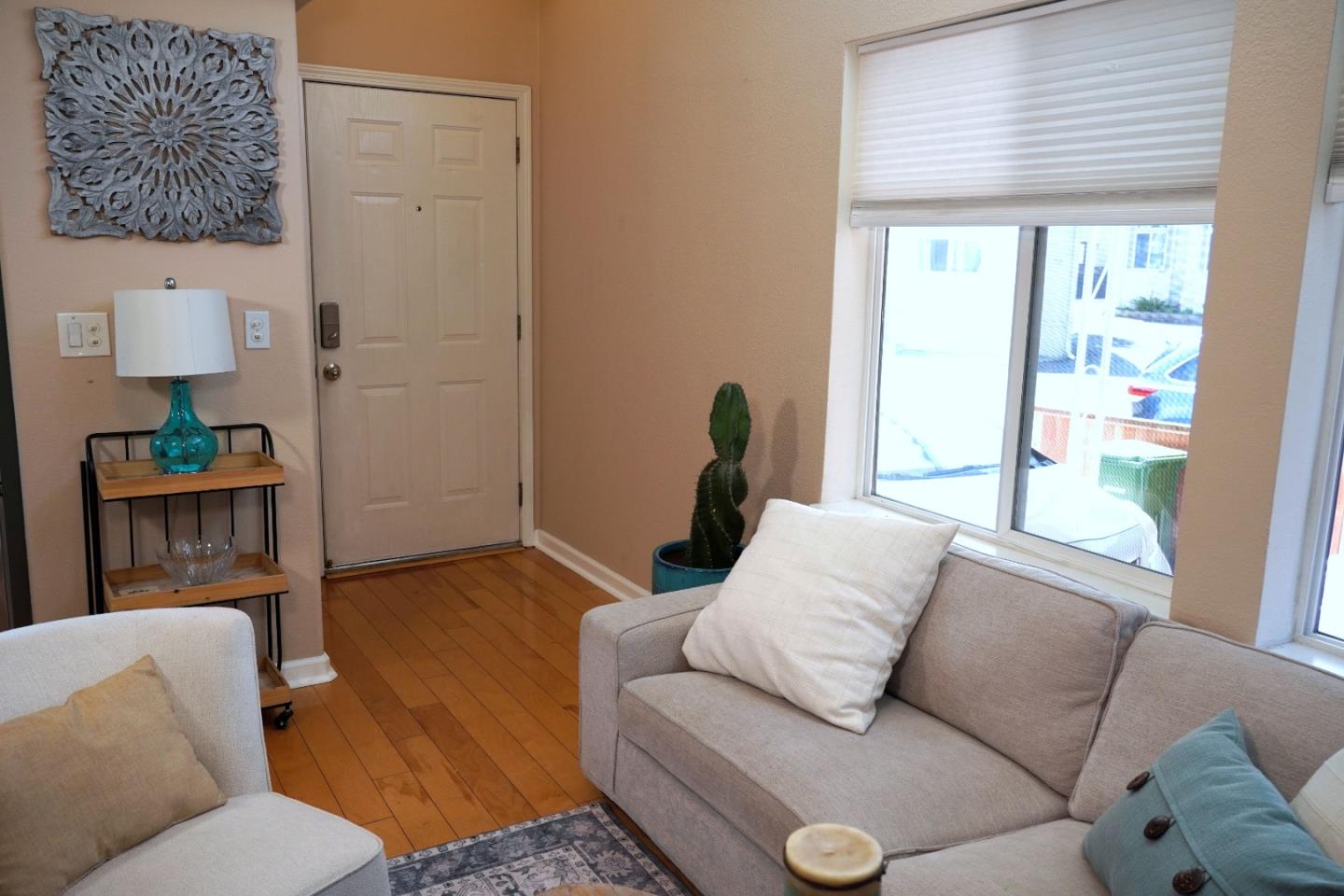 Detail Gallery Image 6 of 33 For 14685 Oka Rd #28,  Los Gatos,  CA 95032 - 3 Beds | 2 Baths