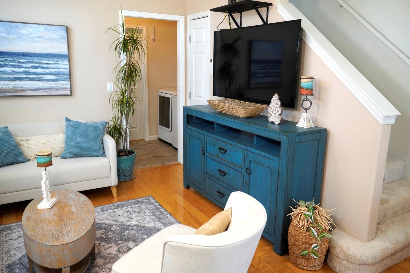 Detail Gallery Image 7 of 33 For 14685 Oka Rd #28,  Los Gatos,  CA 95032 - 3 Beds | 2 Baths