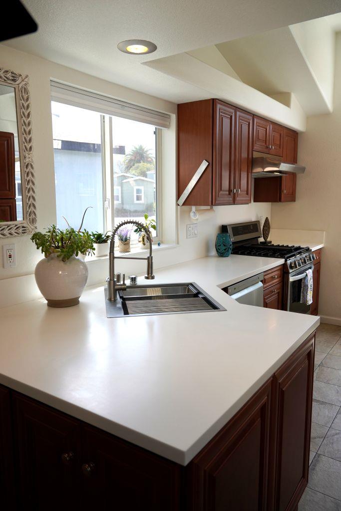 Detail Gallery Image 9 of 33 For 14685 Oka Rd #28,  Los Gatos,  CA 95032 - 3 Beds | 2 Baths