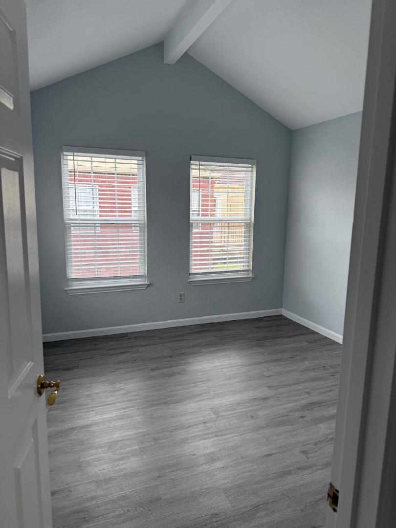 Detail Gallery Image 20 of 25 For 822 Shooting Star Ter, Sunnyvale,  CA 94086 - 2 Beds | 2/1 Baths