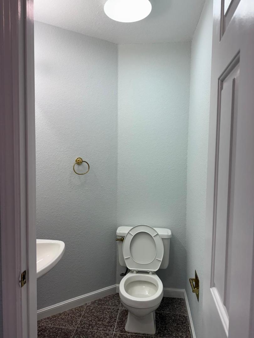 Detail Gallery Image 25 of 25 For 822 Shooting Star Ter, Sunnyvale,  CA 94086 - 2 Beds | 2/1 Baths