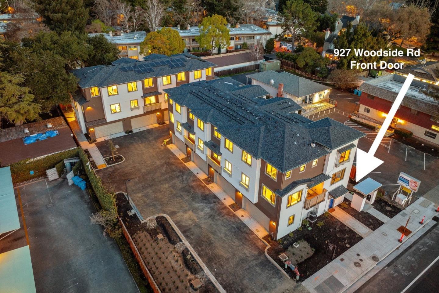 Detail Gallery Image 2 of 26 For 927 Woodside Rd, Redwood City,  CA 94061 - 4 Beds | 2/1 Baths