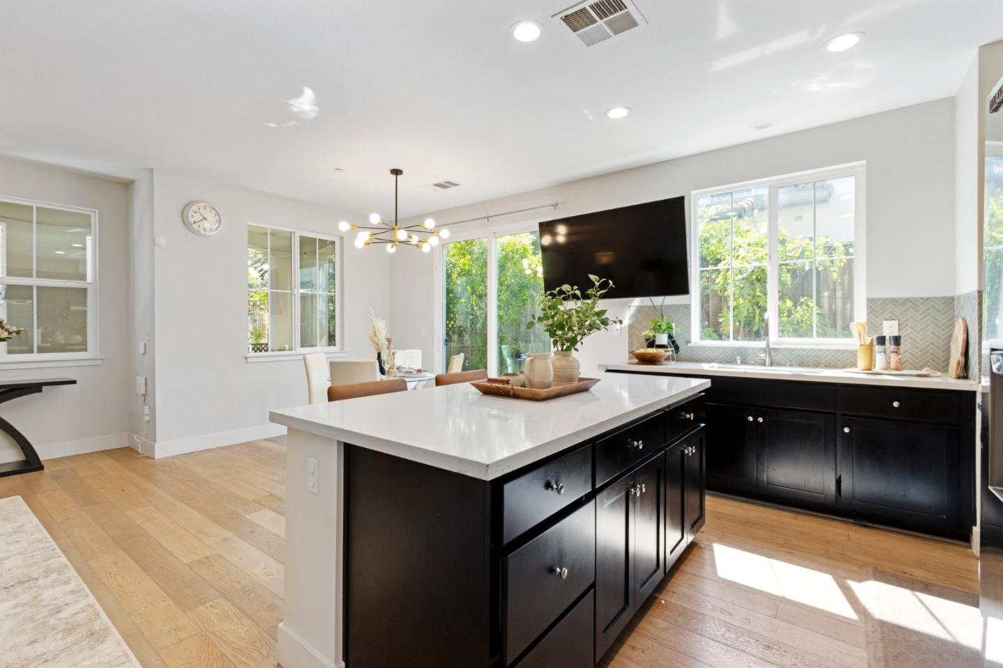 Detail Gallery Image 17 of 51 For 1020 Skybo Ct, San Jose,  CA 95120 - 4 Beds | 3 Baths