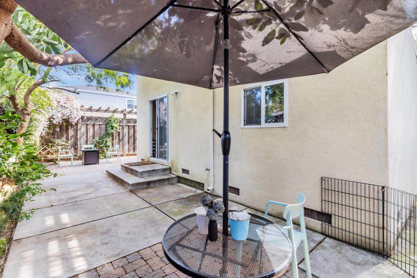 Detail Gallery Image 61 of 62 For 69-71 Nueva Ave, Redwood City,  CA 94061 - 4 Beds | 3 Baths