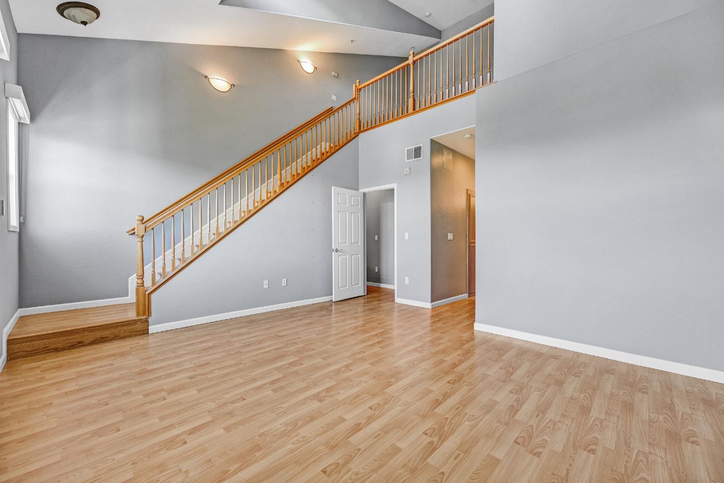 Detail Gallery Image 10 of 51 For 3668 Finnian Way, Dublin,  CA 94568 - 1 Beds | 1/1 Baths