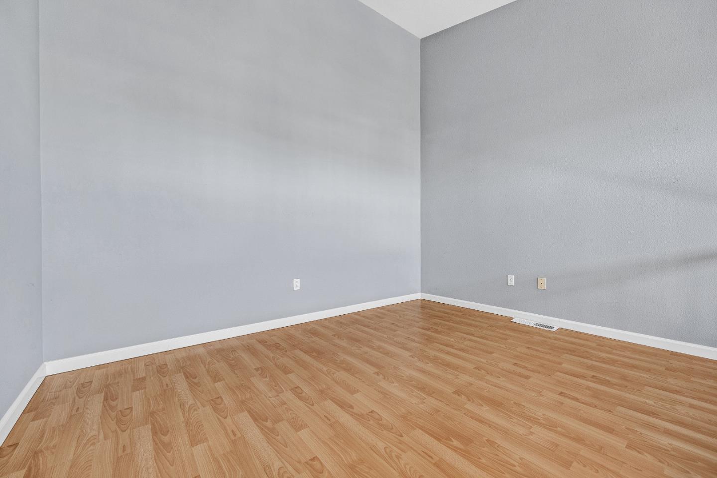 Detail Gallery Image 18 of 51 For 3668 Finnian Way, Dublin,  CA 94568 - 1 Beds | 1/1 Baths