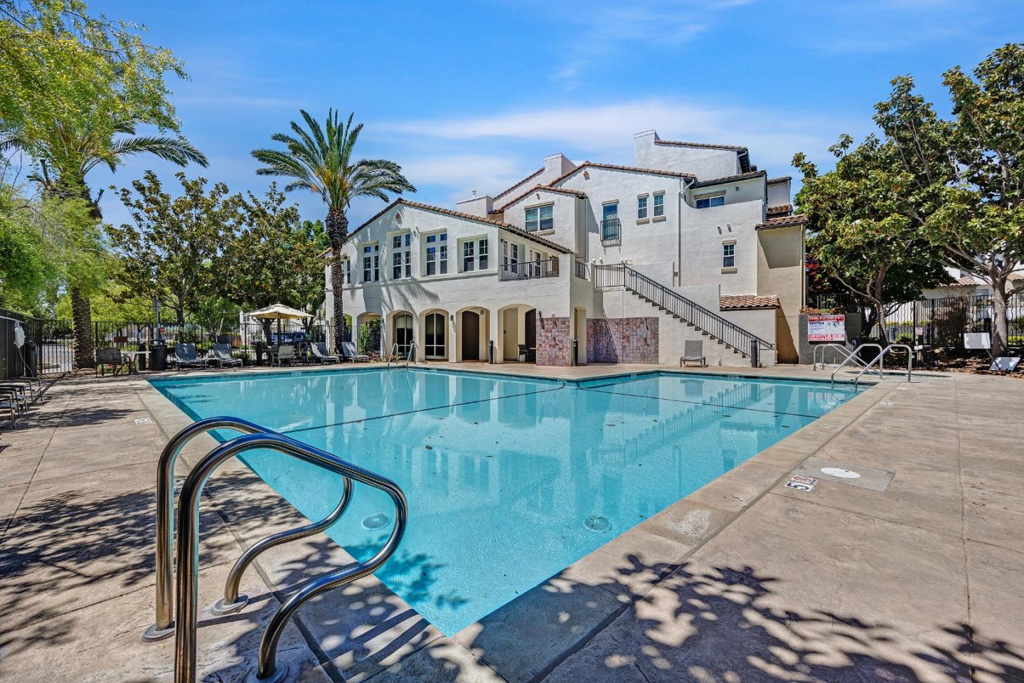 Detail Gallery Image 31 of 51 For 3668 Finnian Way, Dublin,  CA 94568 - 1 Beds | 1/1 Baths