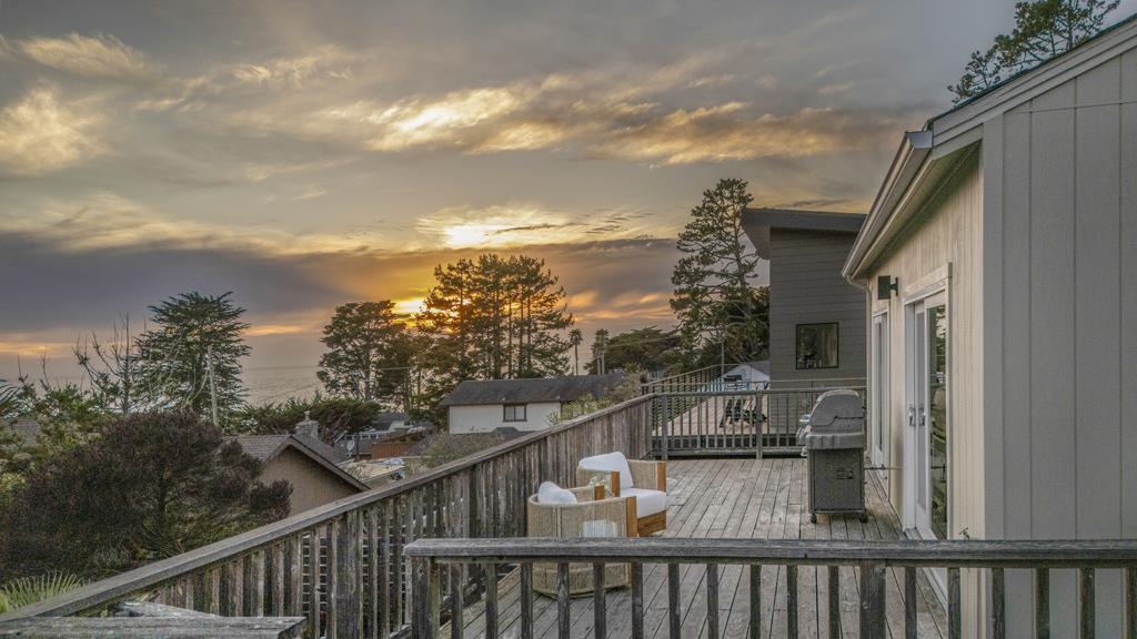 Detail Gallery Image 10 of 45 For 854 Kelmore St, Moss Beach,  CA 94038 - 3 Beds | 2 Baths