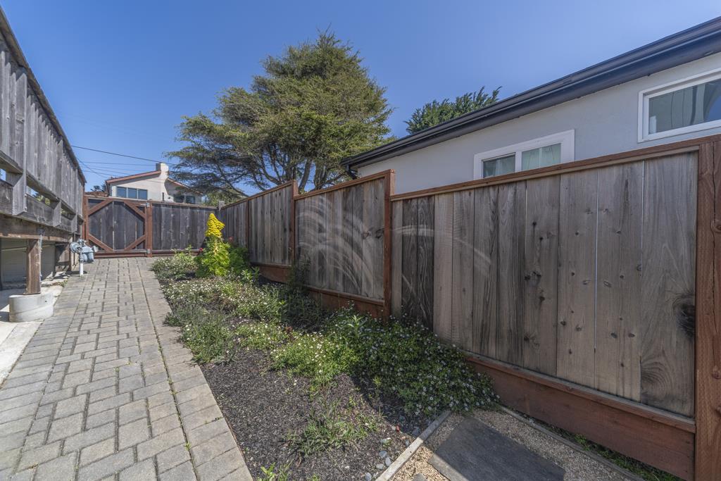 Detail Gallery Image 38 of 45 For 854 Kelmore St, Moss Beach,  CA 94038 - 3 Beds | 2 Baths