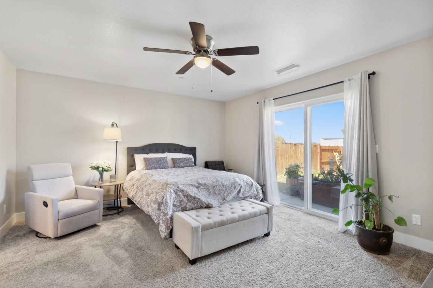 Detail Gallery Image 11 of 21 For 22356 Arnott Dr, Chowchilla,  CA 93610 - 3 Beds | 2 Baths