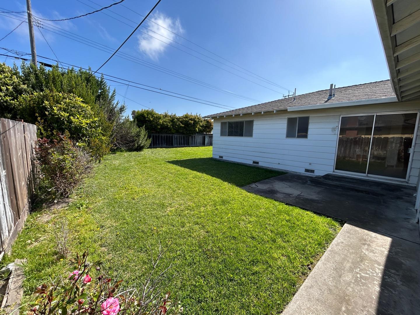 Detail Gallery Image 18 of 26 For 794 Fairfax Dr, Salinas,  CA 93901 - 3 Beds | 2 Baths