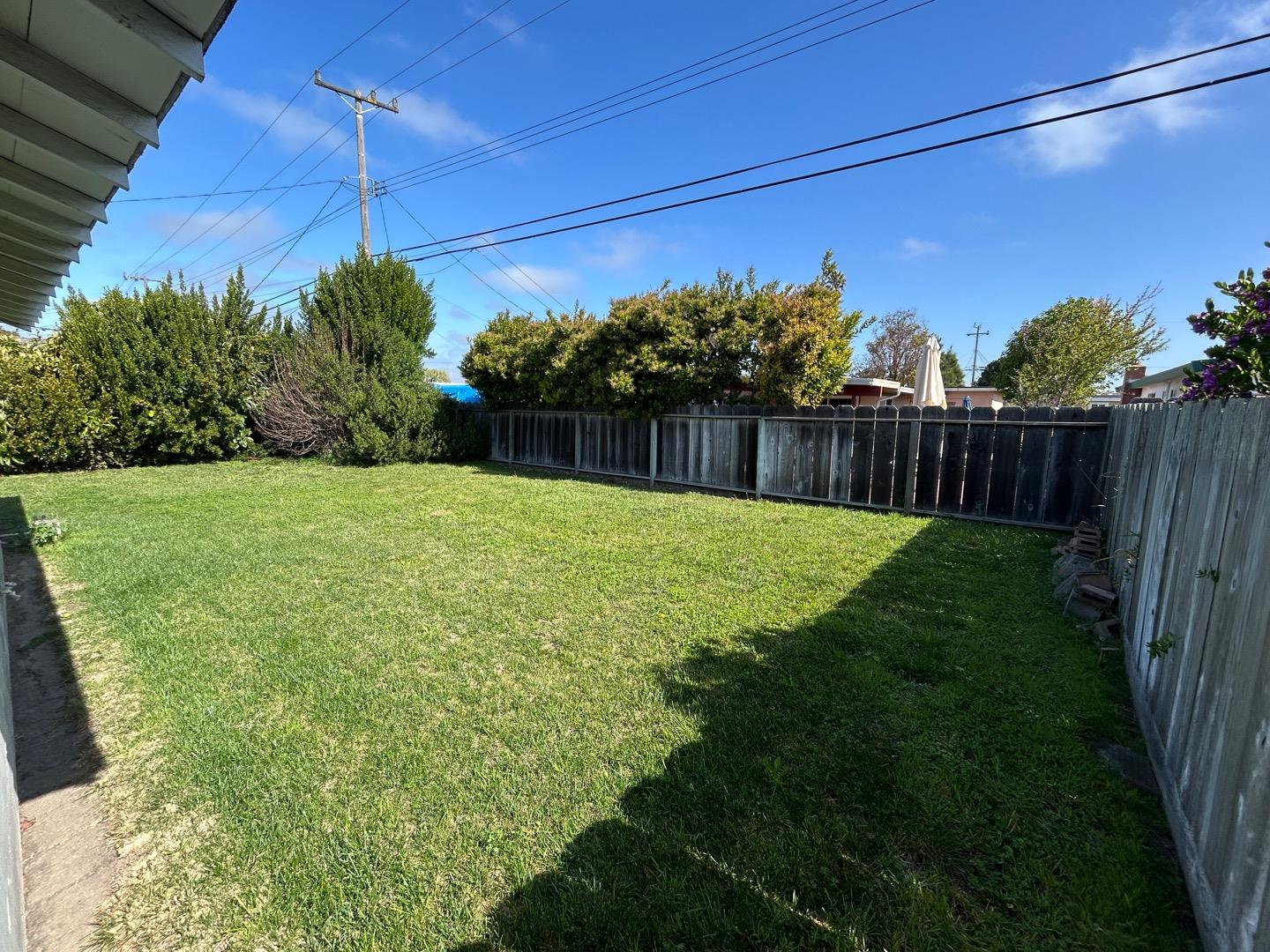 Detail Gallery Image 21 of 26 For 794 Fairfax Dr, Salinas,  CA 93901 - 3 Beds | 2 Baths