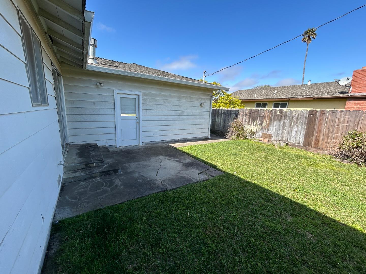 Detail Gallery Image 22 of 26 For 794 Fairfax Dr, Salinas,  CA 93901 - 3 Beds | 2 Baths