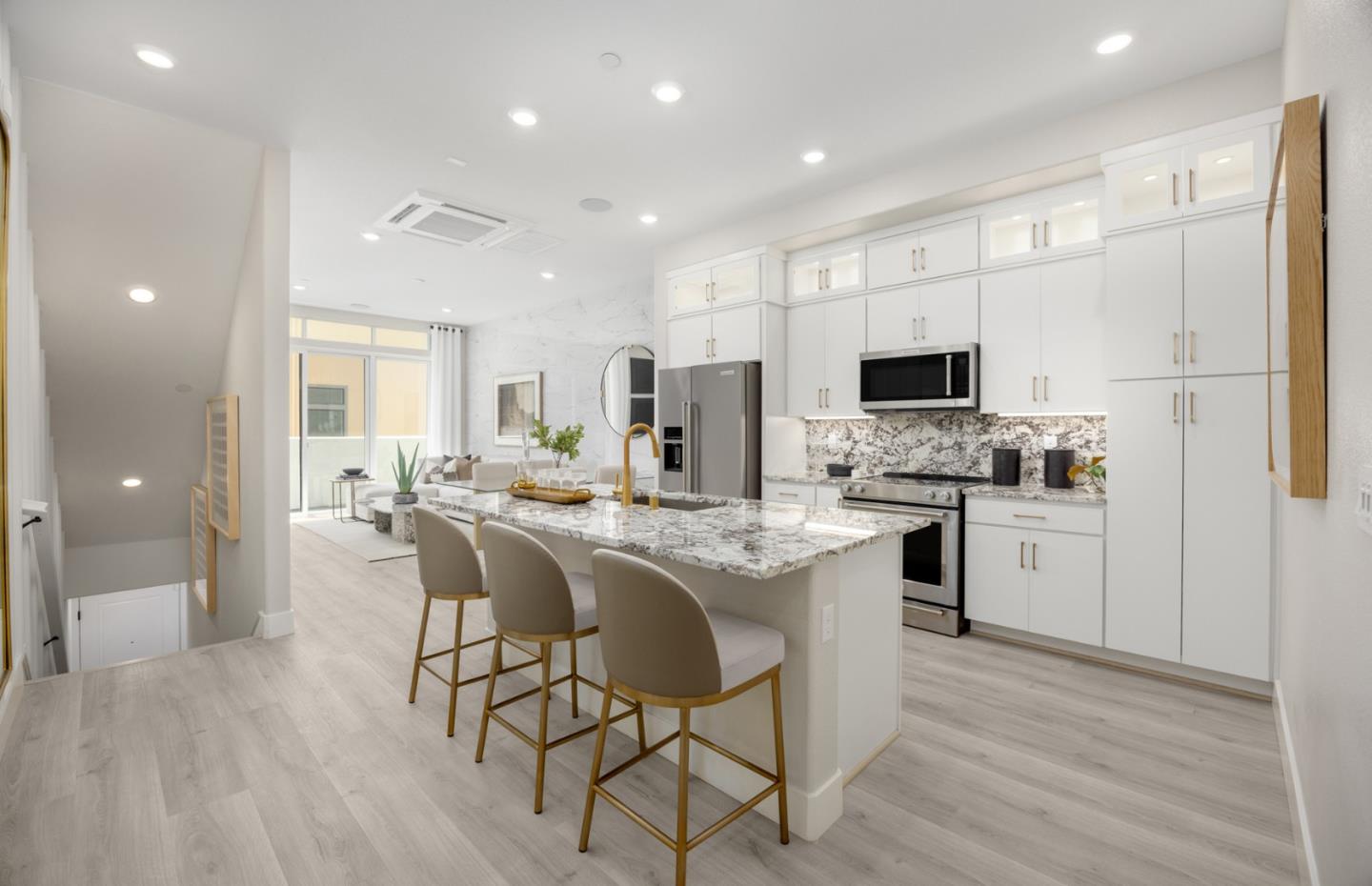 Detail Gallery Image 8 of 17 For 2440 Willow Way #4,  San Mateo,  CA 94403 - 3 Beds | 3 Baths