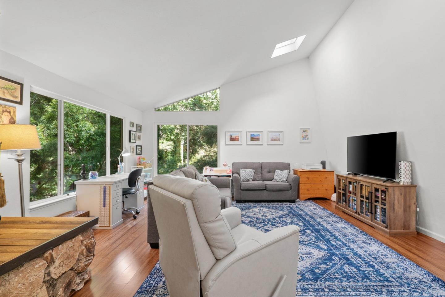 Detail Gallery Image 11 of 37 For 903 Redwood Dr, Aptos,  CA 95003 - 3 Beds | 2 Baths