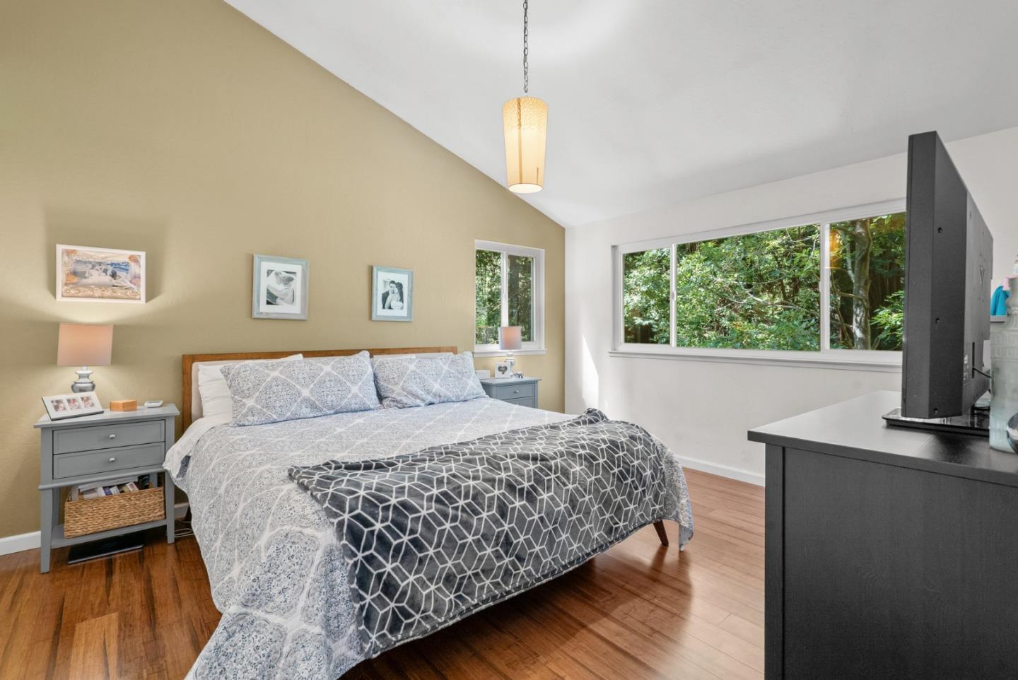 Detail Gallery Image 17 of 37 For 903 Redwood Dr, Aptos,  CA 95003 - 3 Beds | 2 Baths