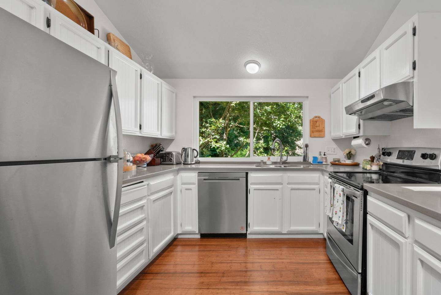 Detail Gallery Image 24 of 37 For 903 Redwood Dr, Aptos,  CA 95003 - 3 Beds | 2 Baths
