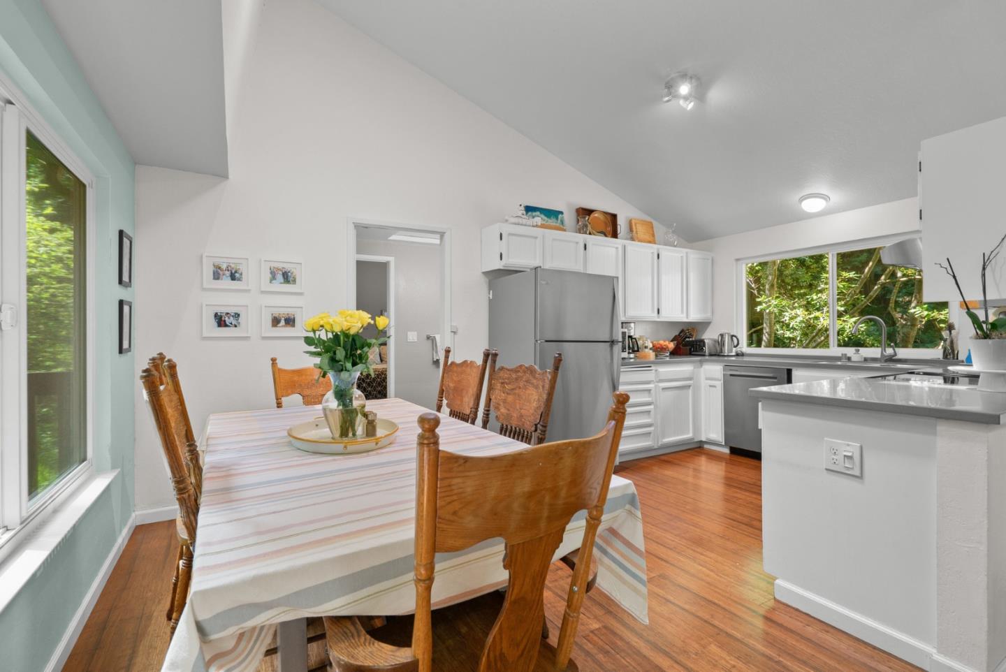 Detail Gallery Image 26 of 37 For 903 Redwood Dr, Aptos,  CA 95003 - 3 Beds | 2 Baths