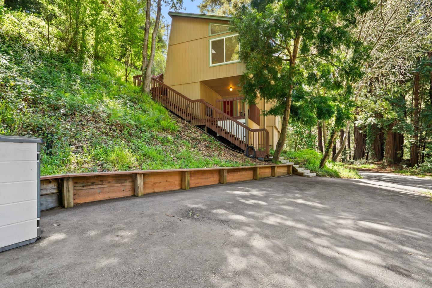 Detail Gallery Image 3 of 37 For 903 Redwood Dr, Aptos,  CA 95003 - 3 Beds | 2 Baths