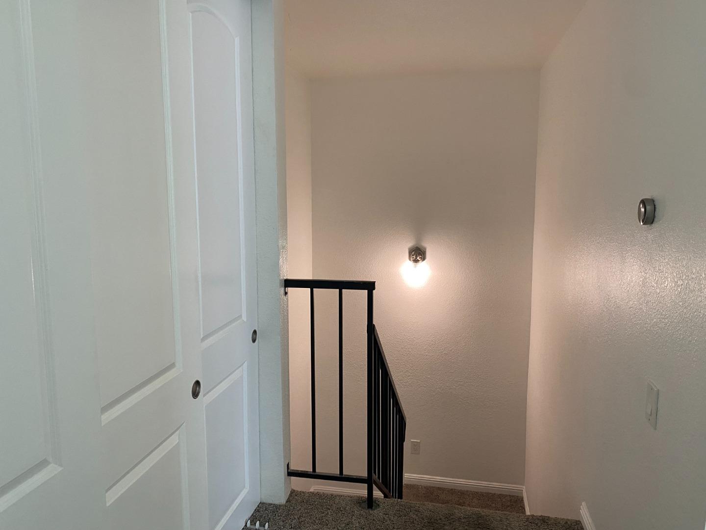 Detail Gallery Image 22 of 36 For 171 Kenbrook Cir, San Jose,  CA 95111 - 3 Beds | 1/1 Baths